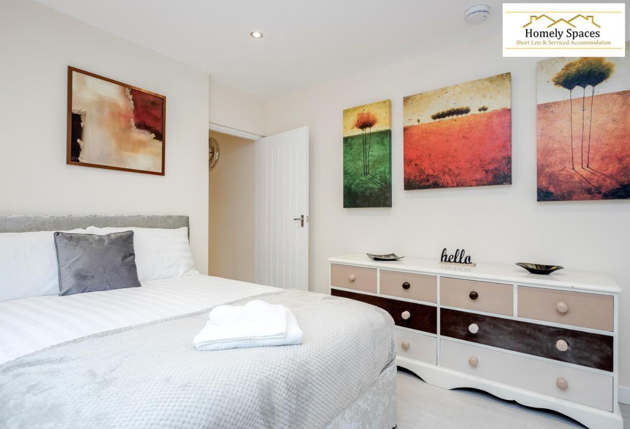 Bedford Hospital Victoria Apartments A And B By Homely Spaces Short Lets & Serviced Accommodation Екстер'єр фото